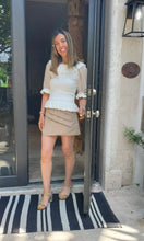 Load image into Gallery viewer, TAUPE PLEATED MINI SKIRT
